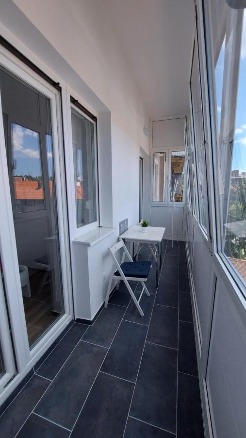 Apartments Square Загреб Екстериор снимка