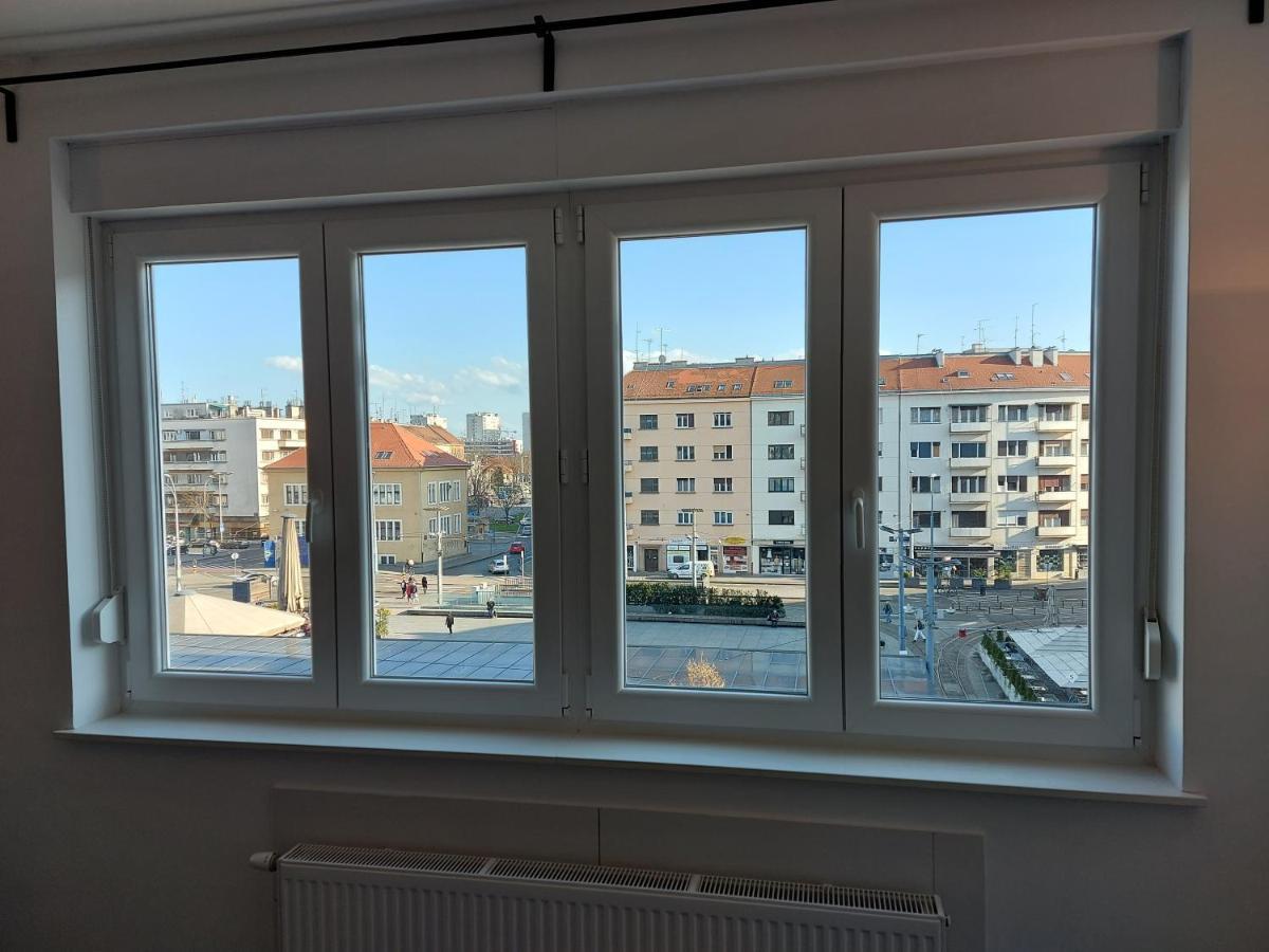 Apartments Square Загреб Екстериор снимка