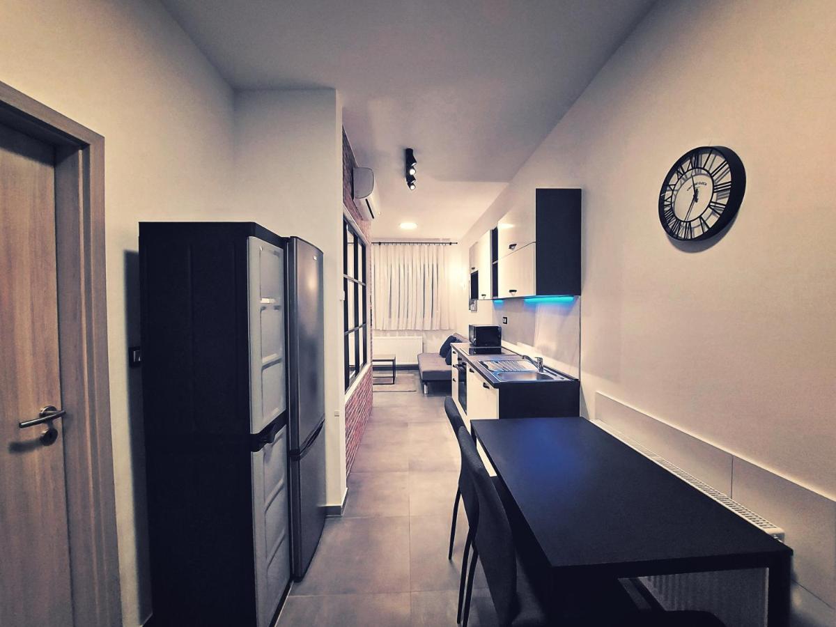 Apartments Square Загреб Екстериор снимка